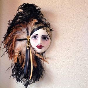 🎭Bellisima Vintage 1983 Feathered Masquerade